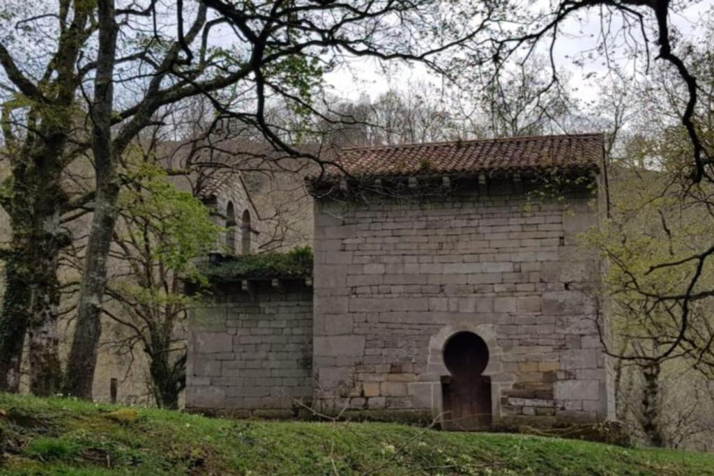 Villa La Casa Del Rio. La Serna  Esterno foto