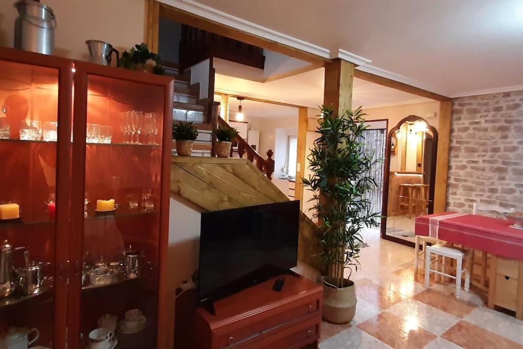Villa La Casa Del Rio. La Serna  Esterno foto